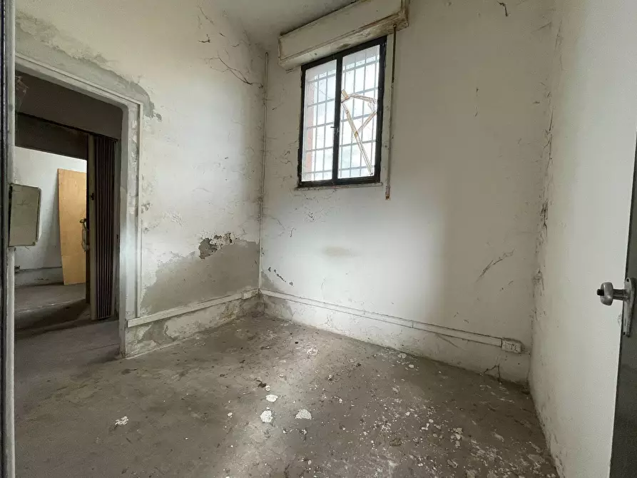 Immagine 5 di Capannone industriale in vendita  a Santa Croce Sull'arno