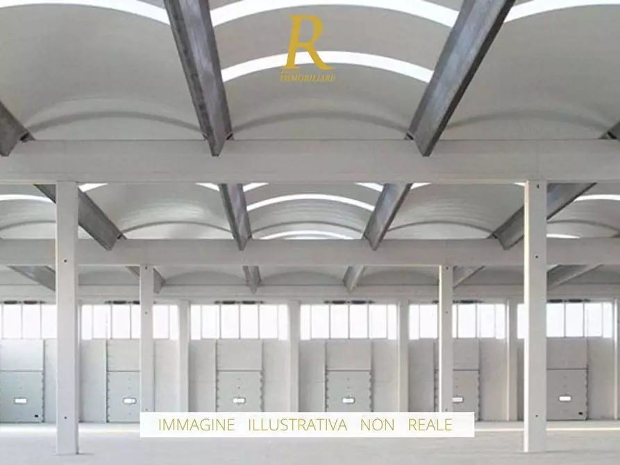 Immagine 2 di Capannone industriale in vendita  a Chiesina Uzzanese
