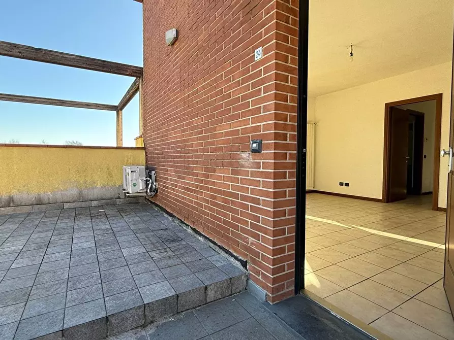 Immagine 21 di Appartamento in vendita  a Montecatini Terme