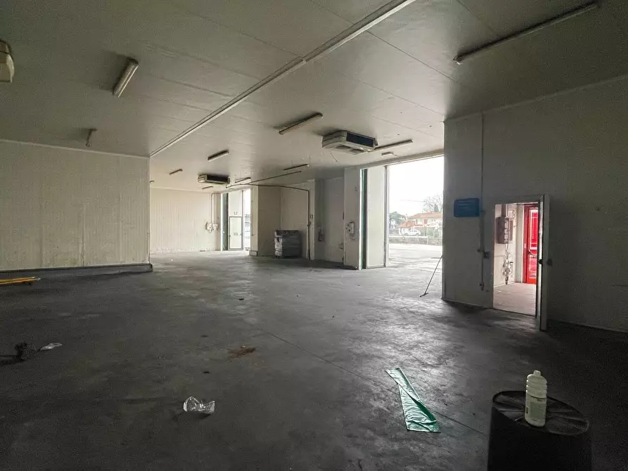 Immagine 13 di Capannone industriale in vendita  a Ponte Buggianese