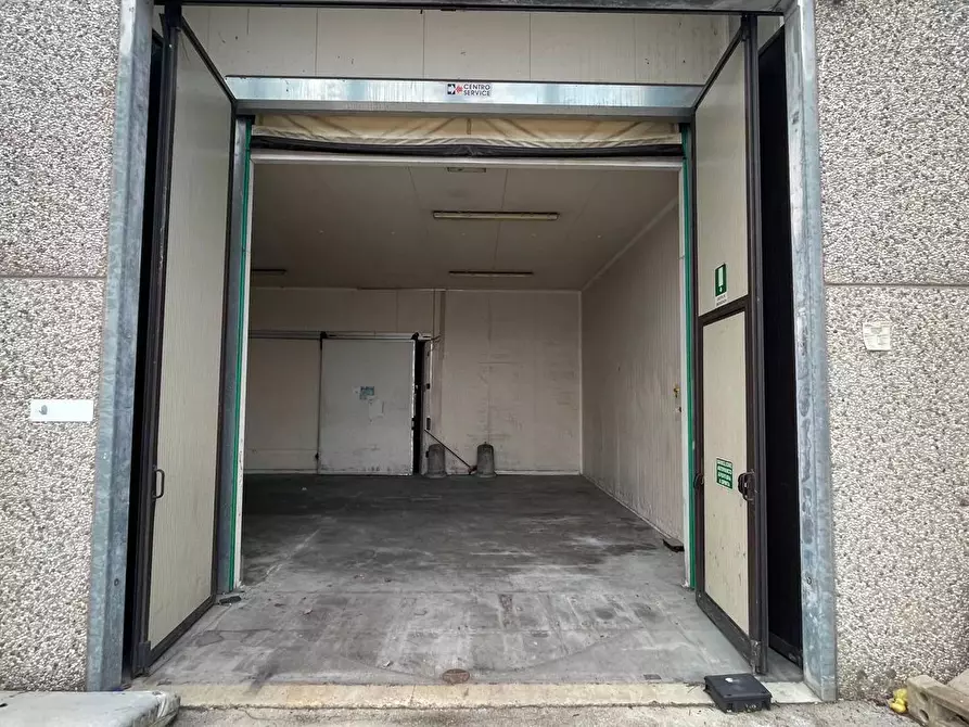 Immagine 21 di Capannone industriale in vendita  a Ponte Buggianese