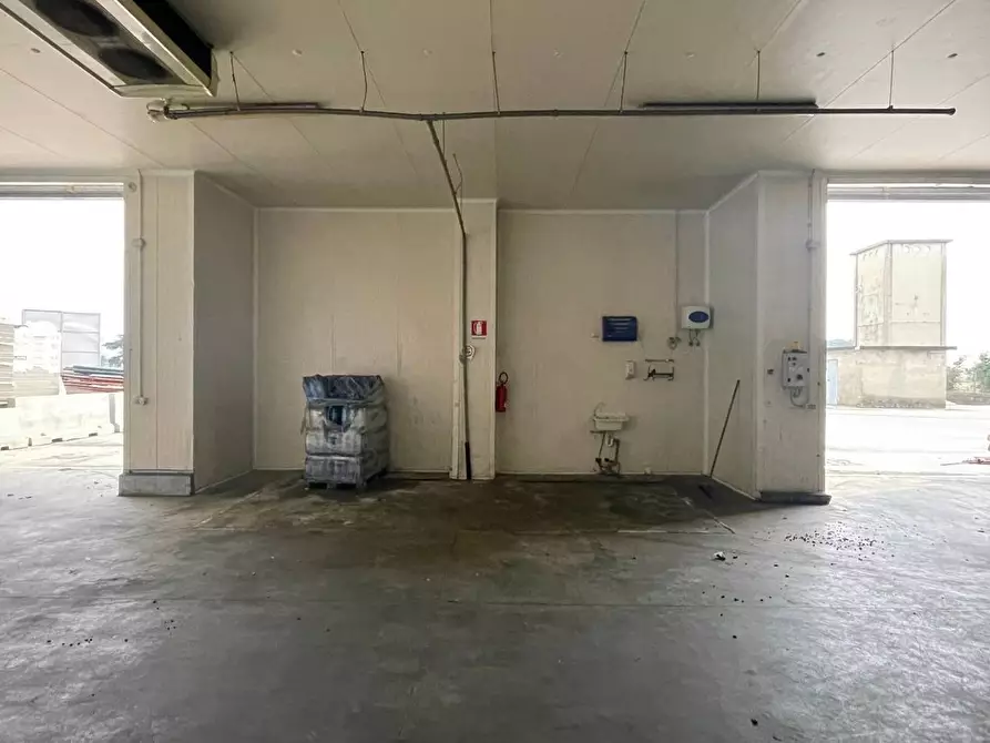 Immagine 8 di Capannone industriale in vendita  a Ponte Buggianese