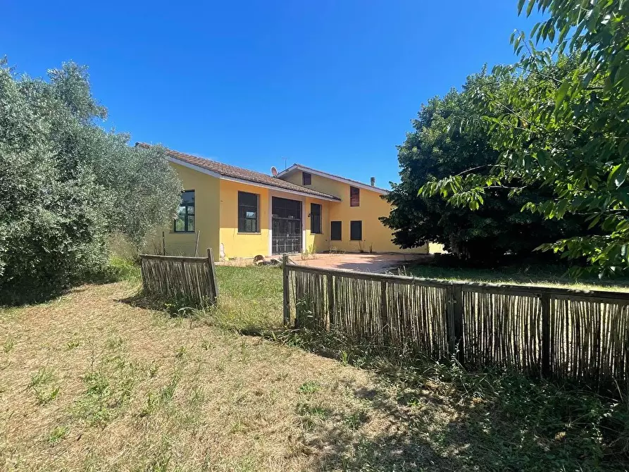 Immagine 10 di Villa in vendita  a Fucecchio