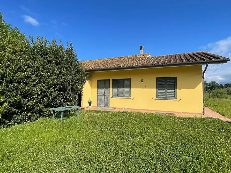 Immagine 19 di Villa in vendita  a Fucecchio