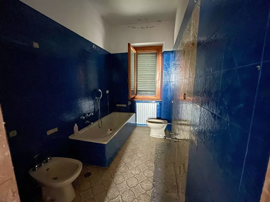 Immagine 8 di Appartamento in vendita  a Massa E Cozzile