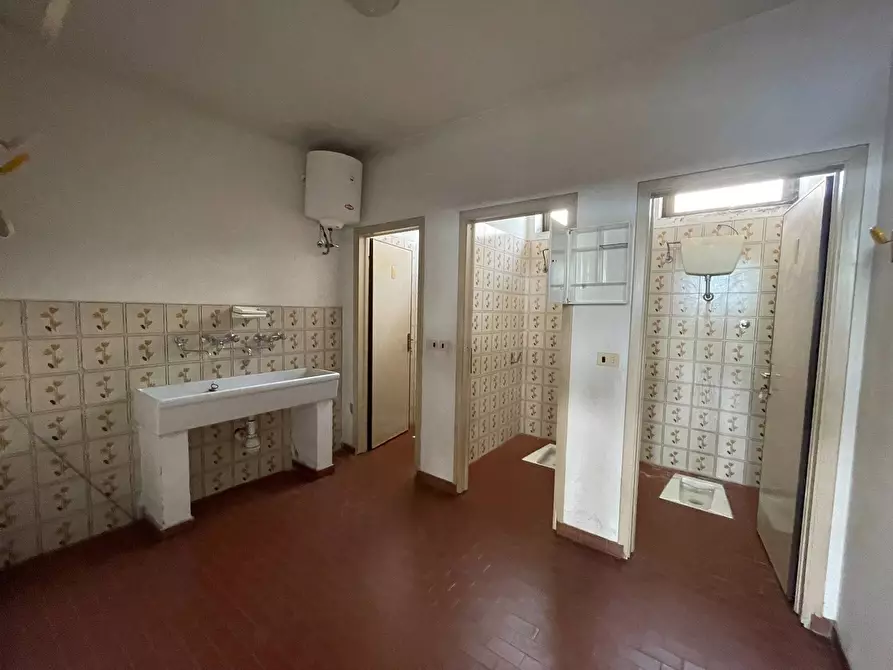 Immagine 9 di Capannone industriale in vendita  a Pieve A Nievole