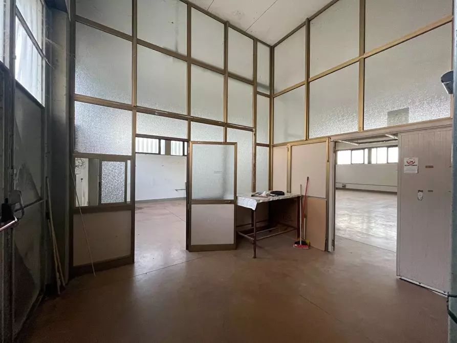 Immagine 8 di Capannone industriale in vendita  a Pieve A Nievole