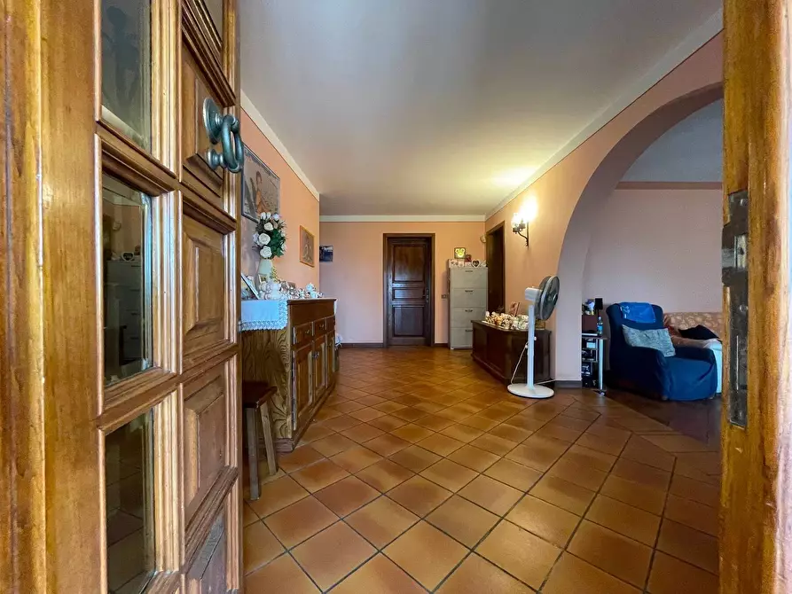 Immagine 47 di Villa in vendita  a Uzzano