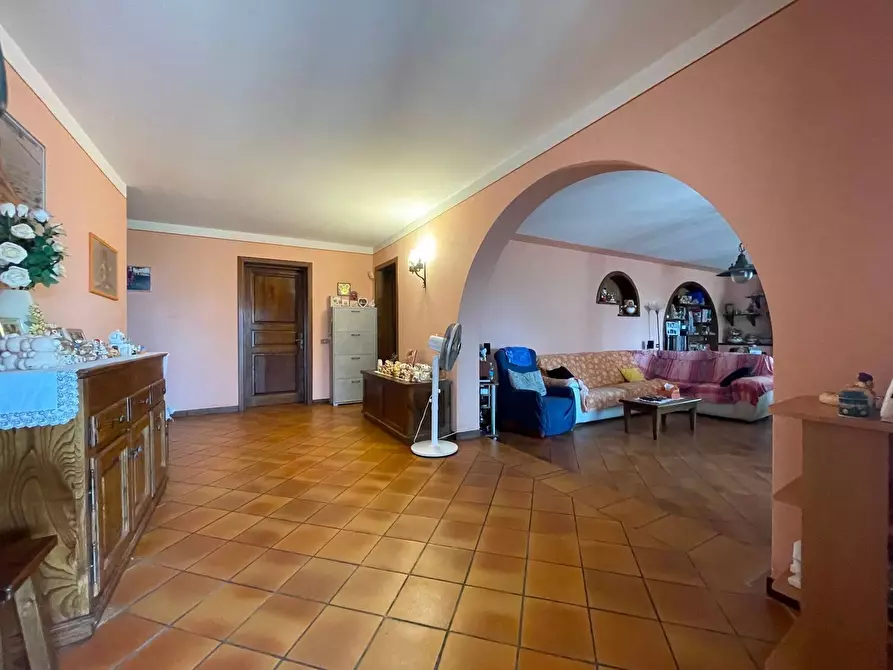 Immagine 48 di Villa in vendita  a Uzzano