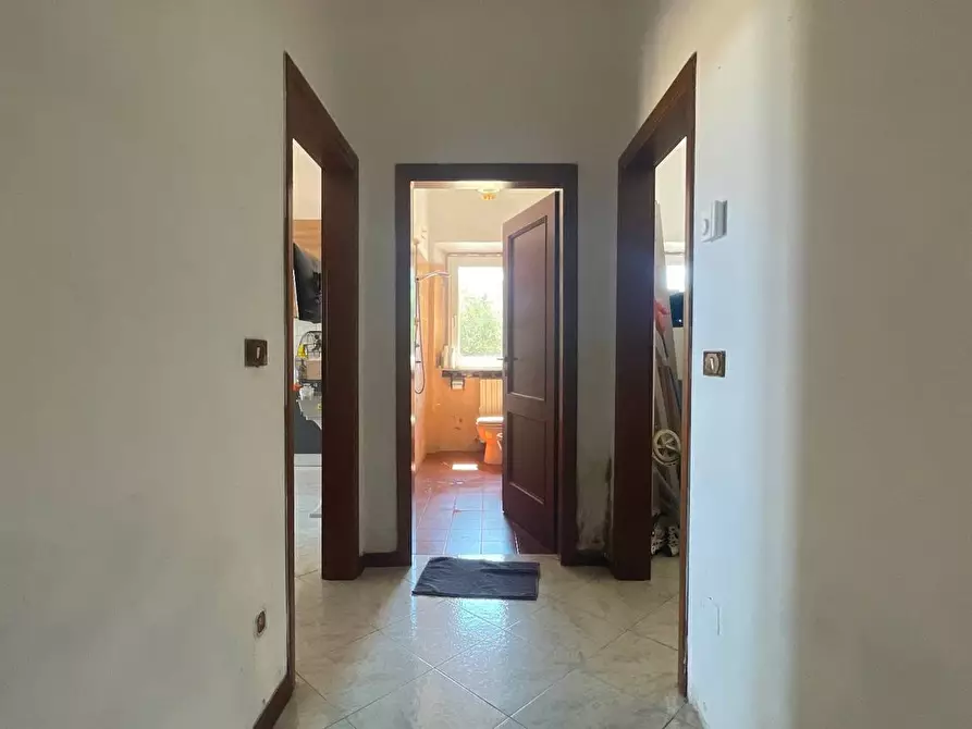 Immagine 23 di Villa in vendita  a Pescia