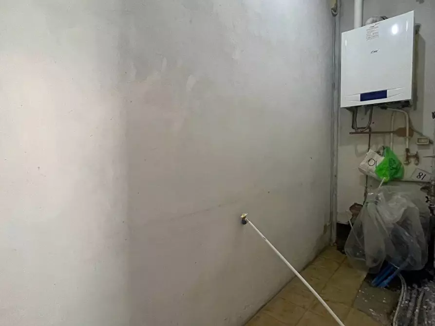 Immagine 13 di Villa in vendita  a Pescia