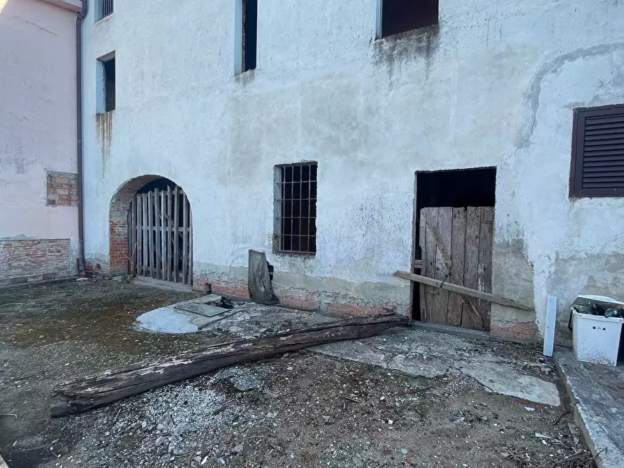 Immagine 1 di Terratetto in vendita  a Chiesina Uzzanese