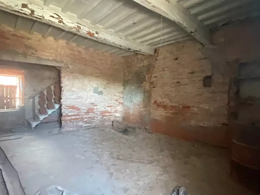 Immagine 16 di Terratetto in vendita  a Chiesina Uzzanese