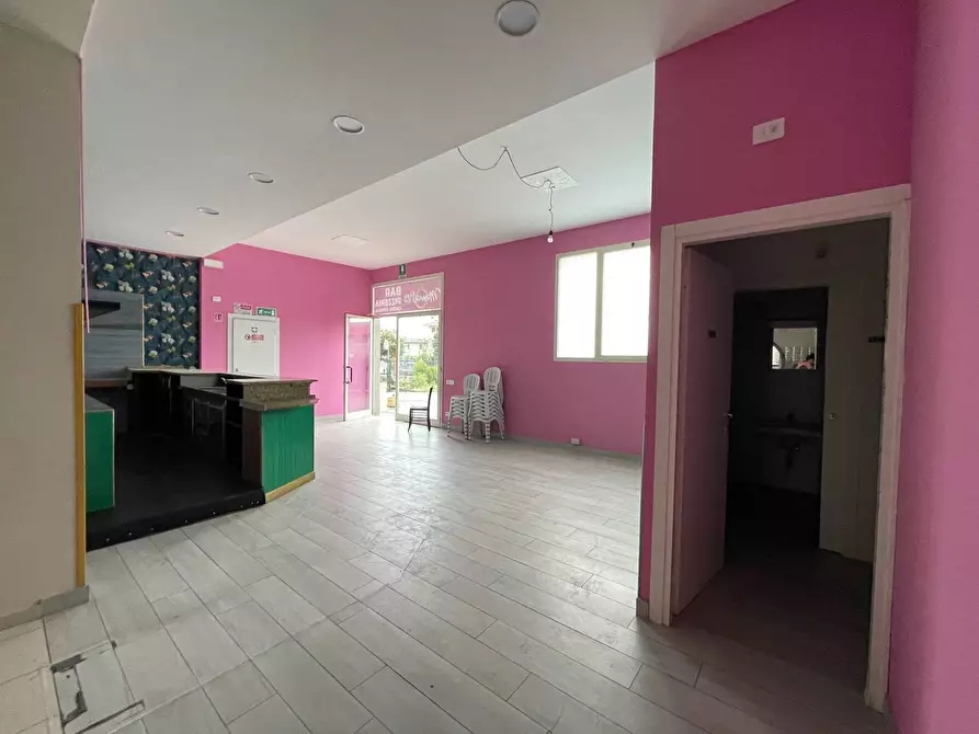 Immagine 5 di Locale commerciale in affitto  a Montecarlo