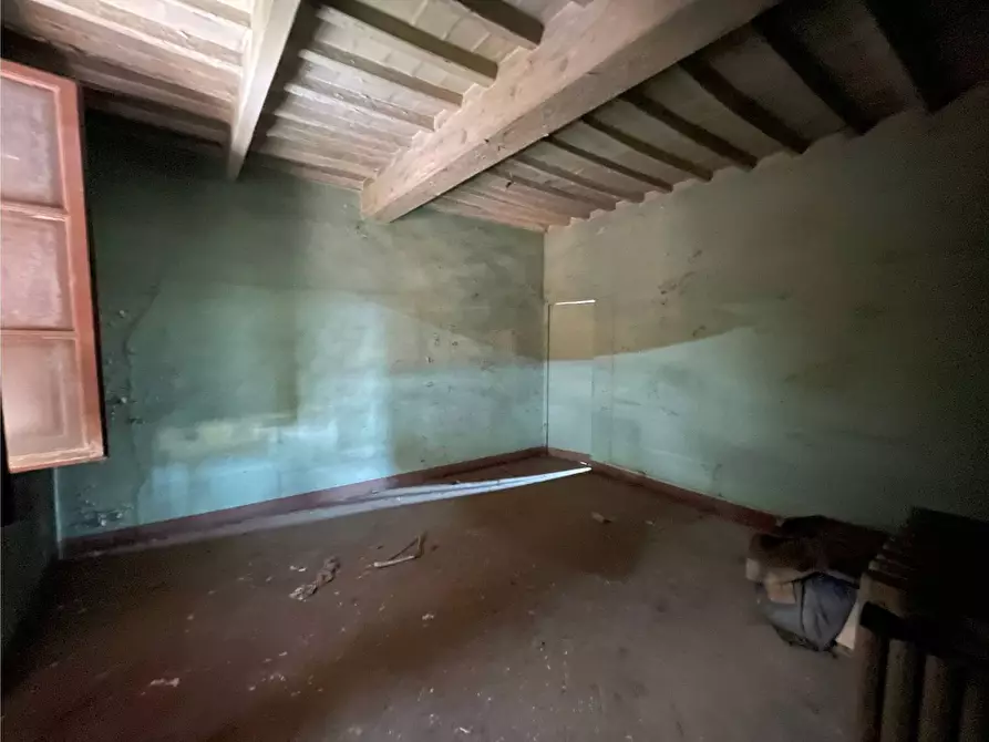 Immagine 11 di Terratetto in vendita  a Chiesina Uzzanese