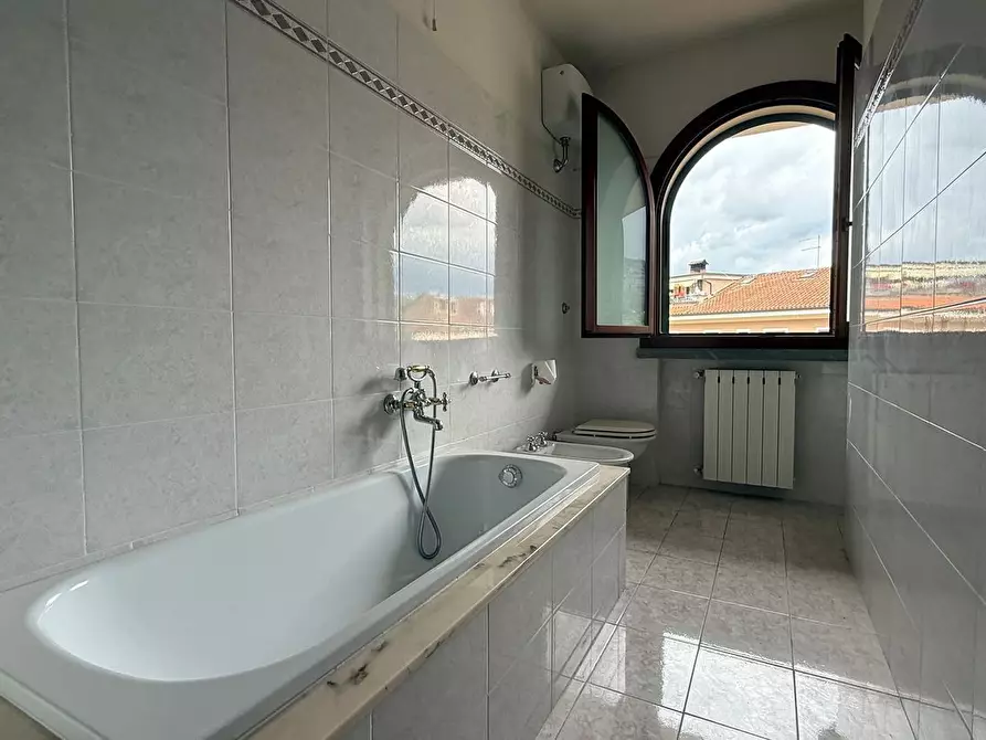 Immagine 31 di Villetta a schiera in vendita  a Monsummano Terme