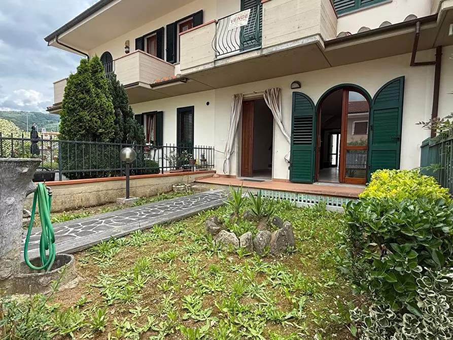 Immagine 3 di Villetta a schiera in vendita  a Monsummano Terme