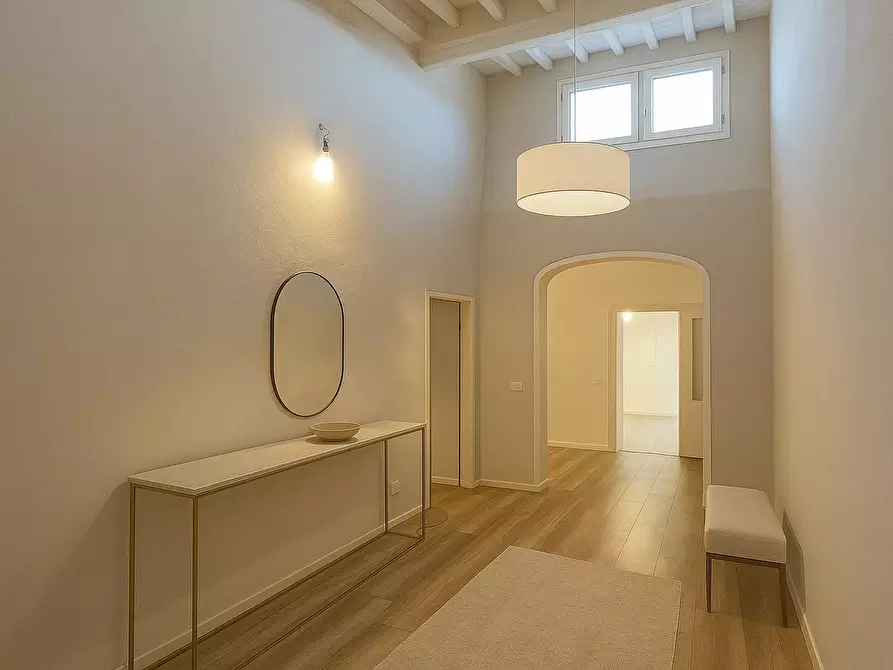 Immagine 20 di Mansarda in vendita  a Pescia