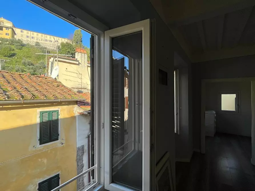 Immagine 5 di Mansarda in vendita  a Pescia