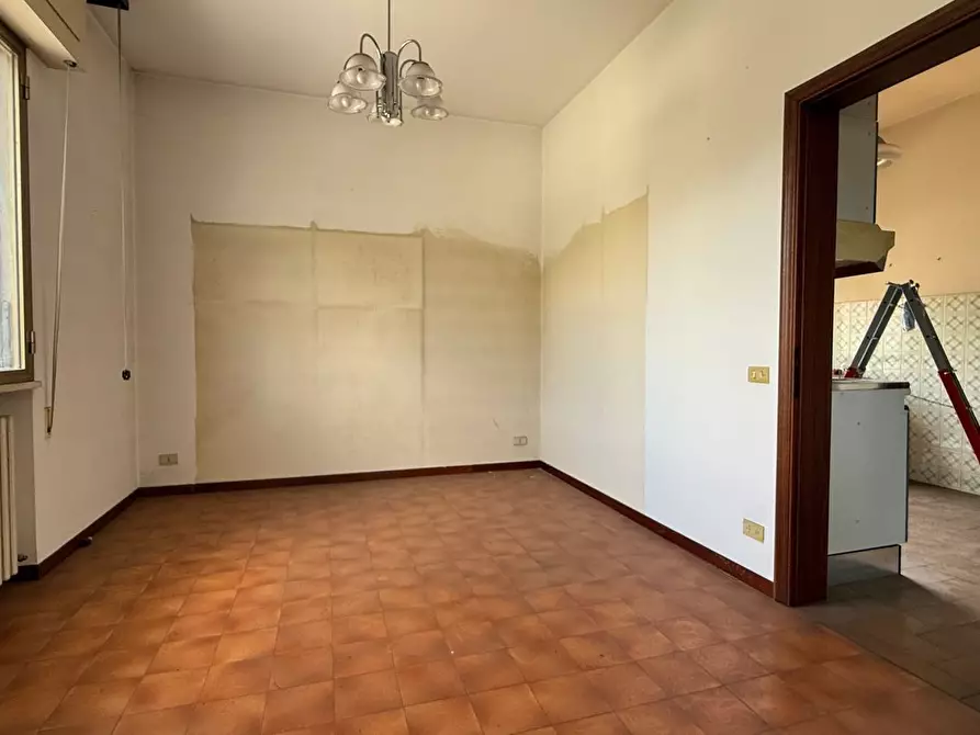 Immagine 16 di Appartamento in vendita  a Pescia