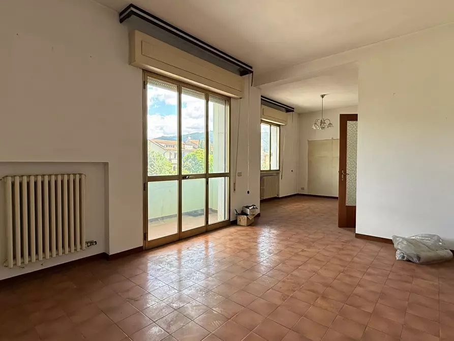 Immagine 3 di Appartamento in vendita  a Pescia