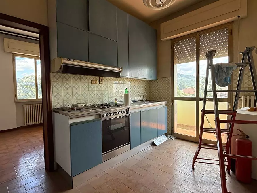 Immagine 7 di Appartamento in vendita  a Pescia
