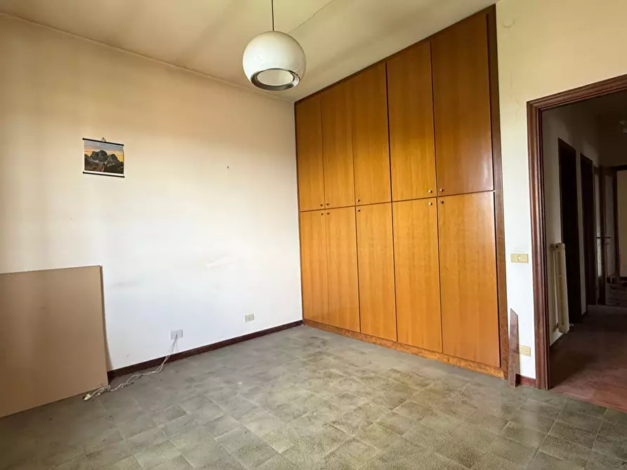 Immagine 6 di Appartamento in vendita  a Pescia