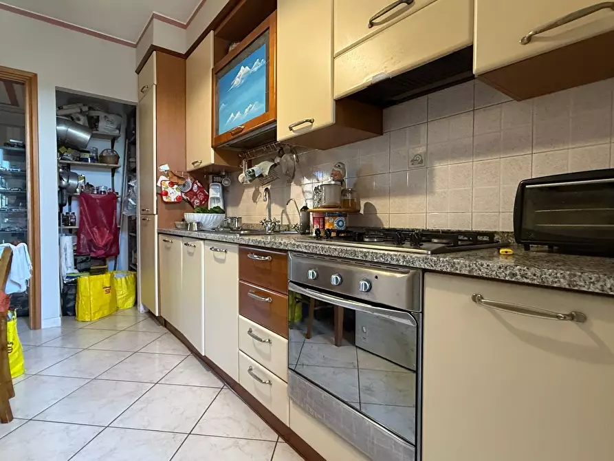 Immagine 19 di Villetta a schiera in vendita  a Pescia