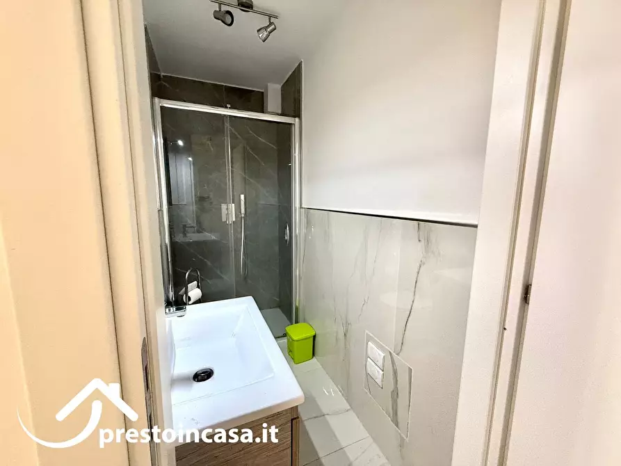 Immagine 25 di Villetta a schiera in vendita  a Viareggio