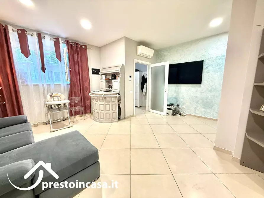 Immagine 5 di Villetta a schiera in vendita  a Viareggio