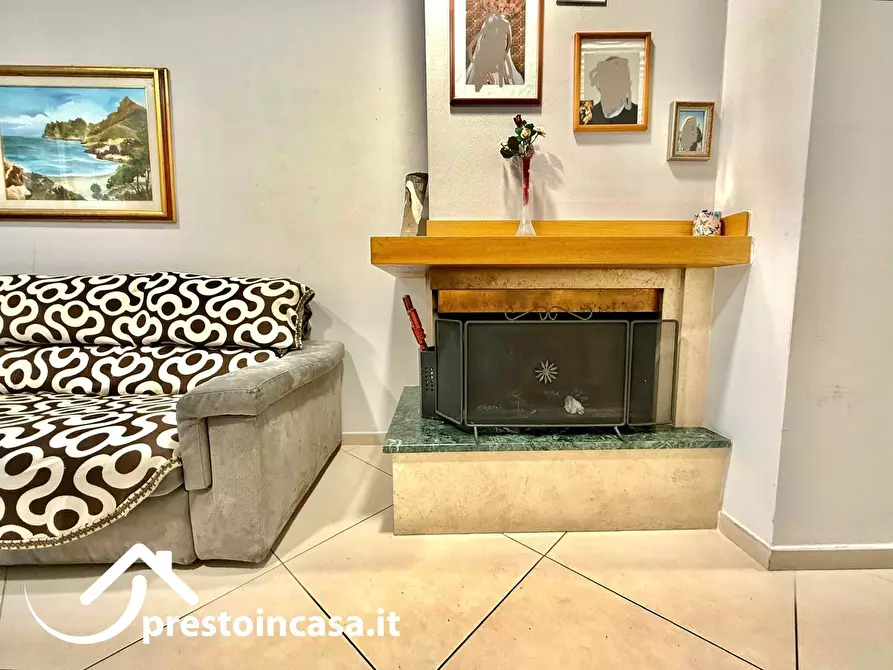 Immagine 12 di Villetta a schiera in vendita  a Viareggio