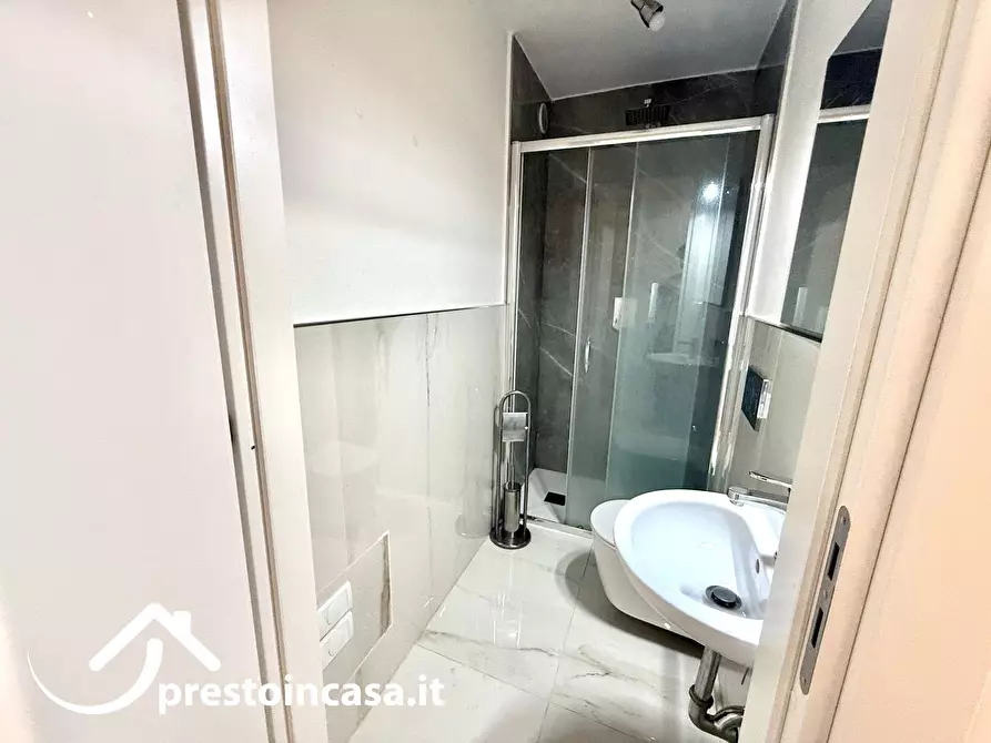 Immagine 31 di Villetta a schiera in vendita  a Viareggio