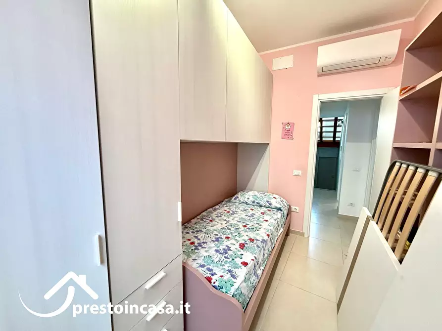 Immagine 35 di Villetta a schiera in vendita  a Viareggio