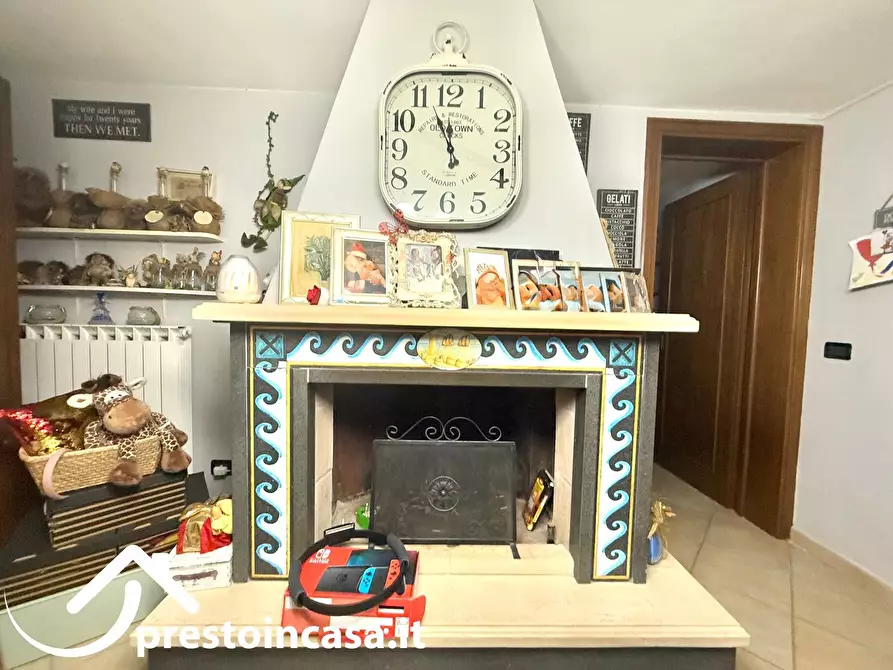 Immagine 45 di Villa in vendita  a Massarosa