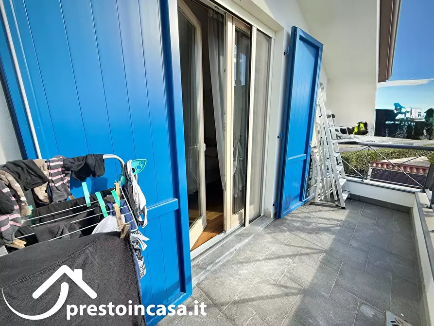 Immagine 32 di Villa in vendita  a Massarosa