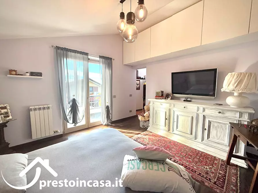 Immagine 30 di Villa in vendita  a Massarosa