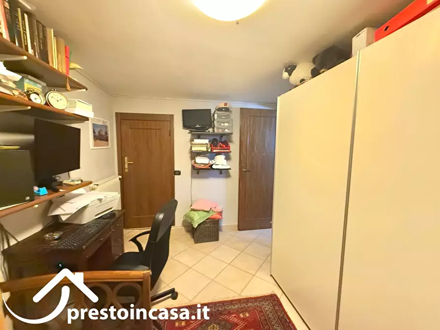 Immagine 46 di Villa in vendita  a Massarosa