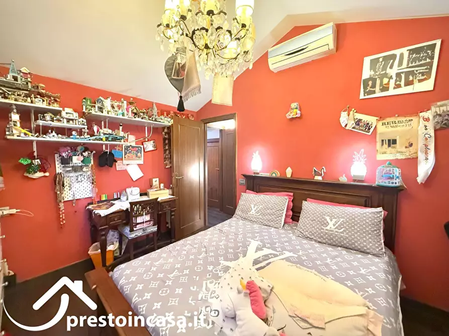 Immagine 36 di Villa in vendita  a Massarosa