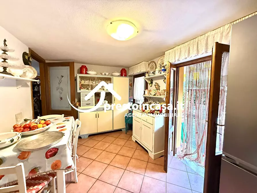 Immagine 25 di Casa semindipendente in vendita  a Massarosa