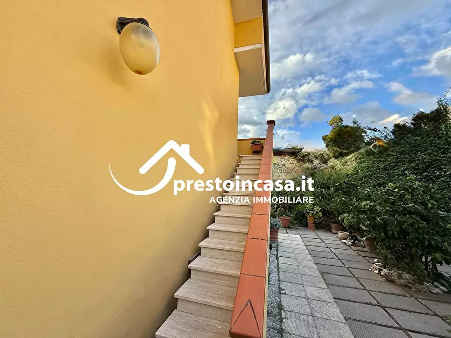 Immagine 38 di Casa semindipendente in vendita  a Massarosa