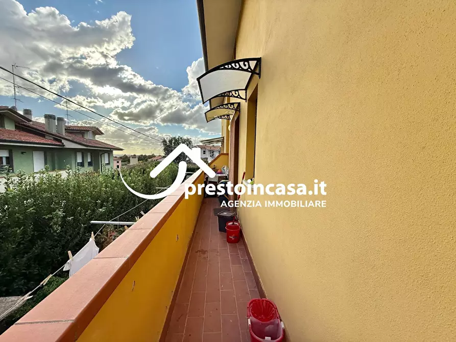 Immagine 8 di Casa semindipendente in vendita  a Massarosa