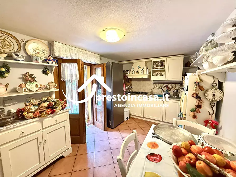Immagine 29 di Casa semindipendente in vendita  a Massarosa