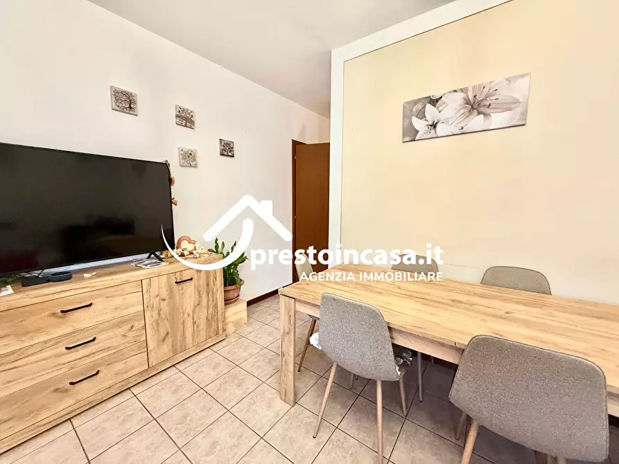 Immagine 1 di Casa semindipendente in vendita  a Massarosa