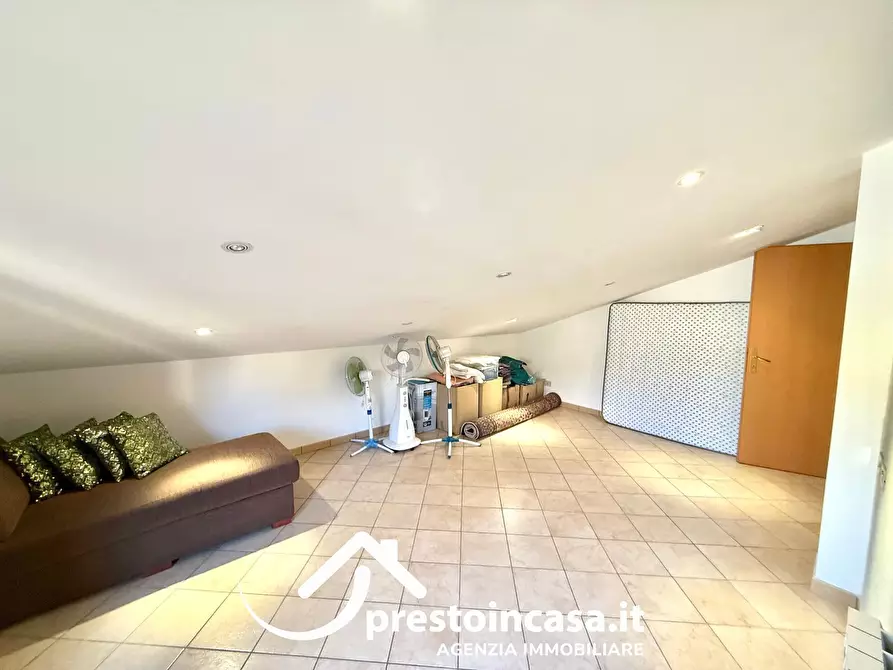 Immagine 31 di Villetta a schiera in vendita  a Massarosa