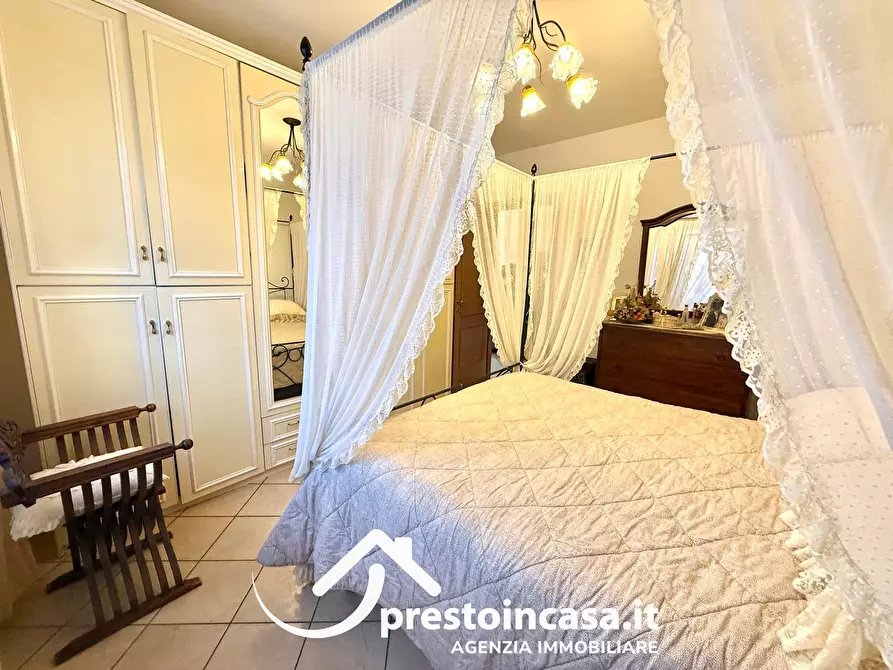 Immagine 21 di Villetta a schiera in vendita  a Massarosa