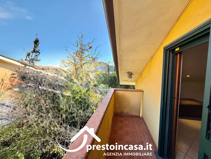 Immagine 33 di Villetta a schiera in vendita  a Massarosa