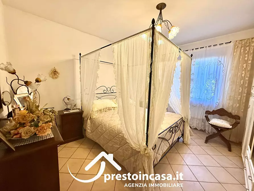 Immagine 20 di Villetta a schiera in vendita  a Massarosa