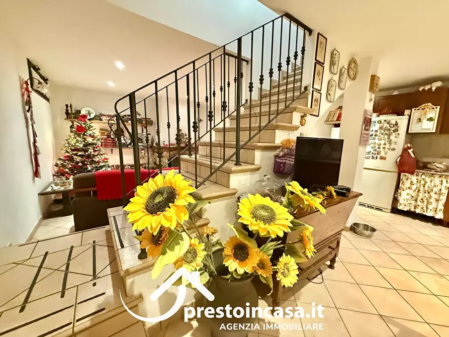 Immagine 12 di Villetta a schiera in vendita  a Massarosa