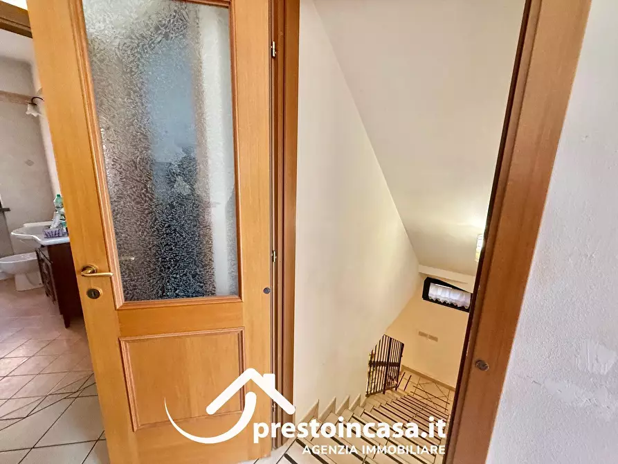 Immagine 38 di Villetta a schiera in vendita  a Massarosa