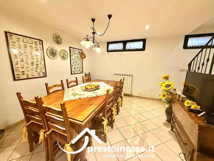 Immagine 14 di Villetta a schiera in vendita  a Massarosa